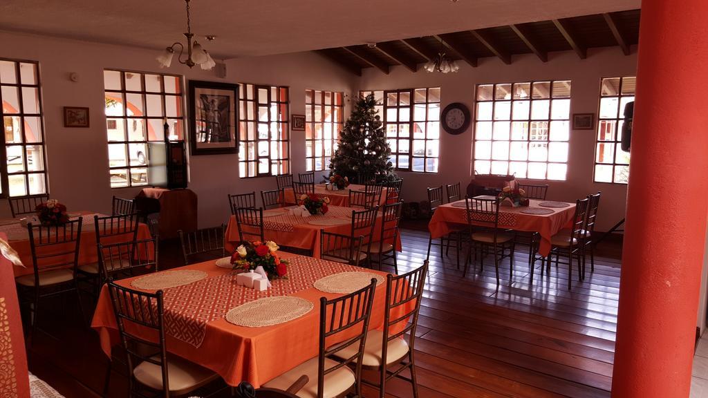 Hosteria San Carlos Tababela Kültér fotó