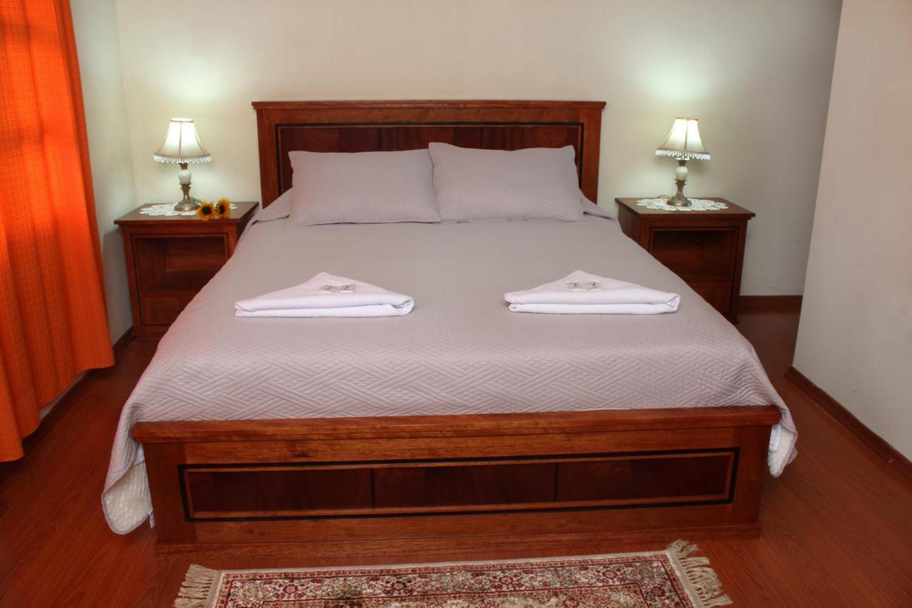 Hosteria San Carlos Tababela Kültér fotó