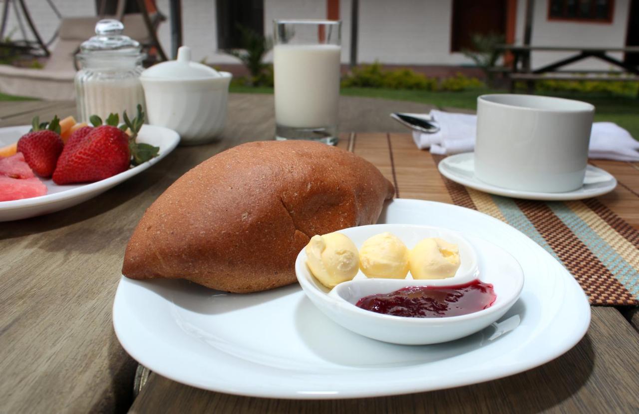 Hosteria San Carlos Tababela Kültér fotó