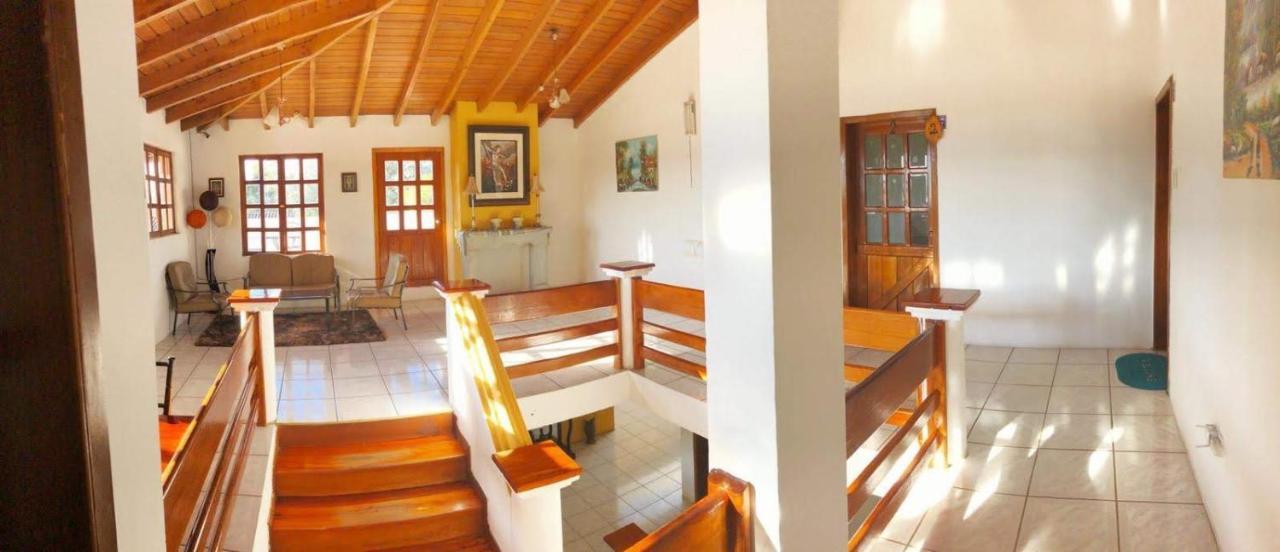 Hosteria San Carlos Tababela Kültér fotó